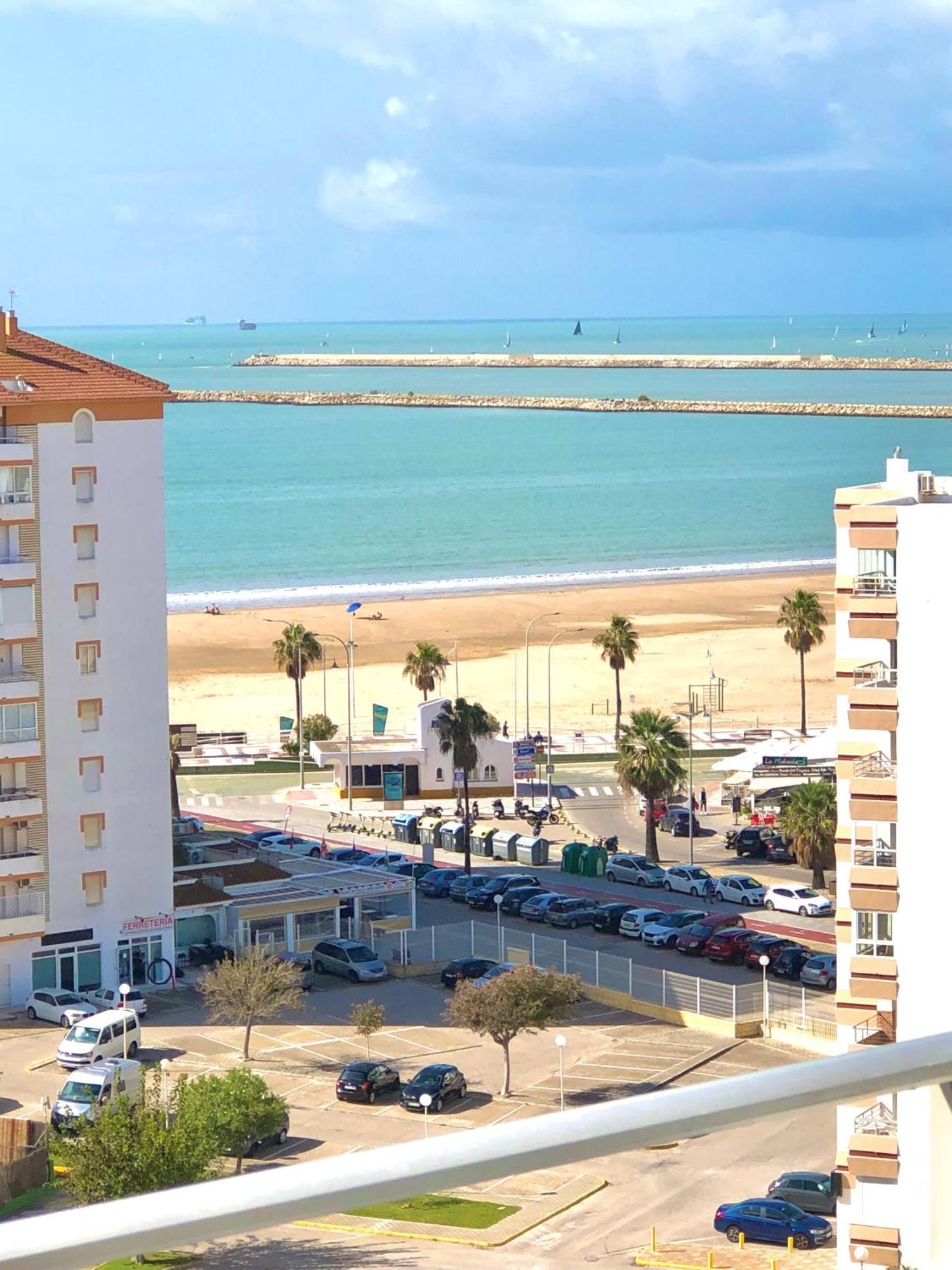 Frente Al Mar, Preciosas Vistas, Piscinas , Valdelagrana * El Puerto de Santa María