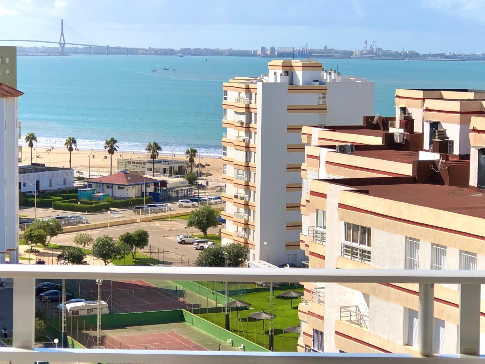 Frente Al Mar, Preciosas Vistas, Piscinas , Valdelagrana Apartment El Puerto de Santa María